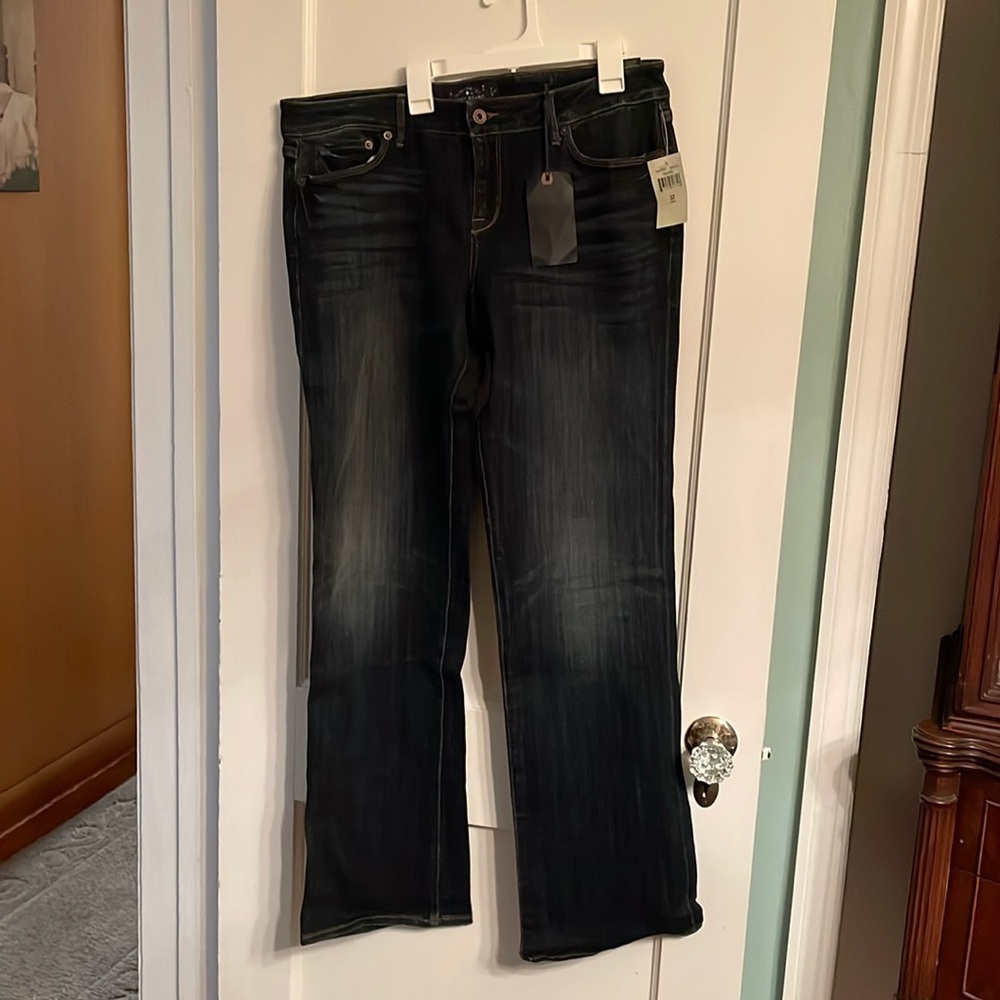 NWT women’s Lucky Brand Lolita Boot Jeans, size 14/32 long